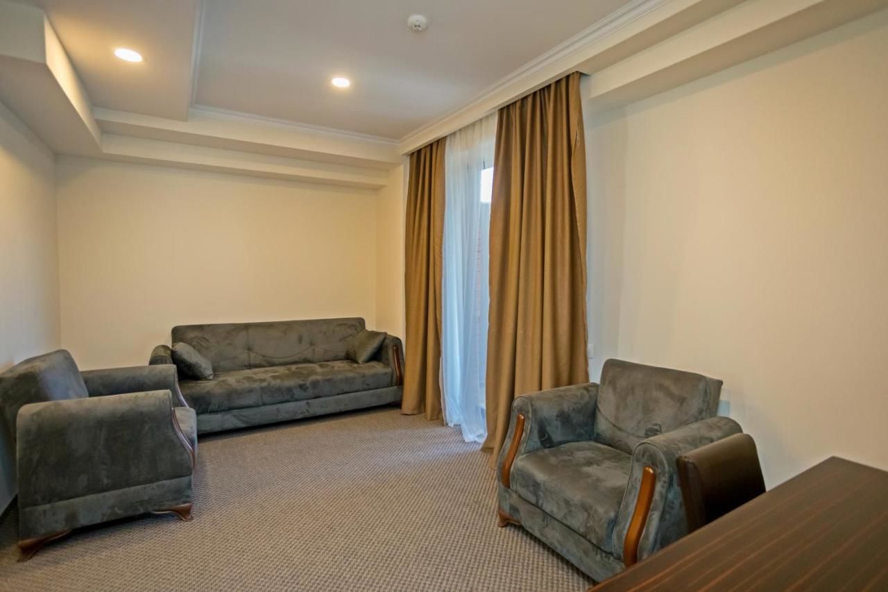 Отель Hotel Genio Тбилиси